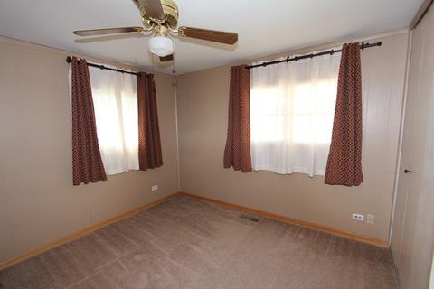 445 Aberdeen St, Hoffman Estates, IL 60169 photo 11