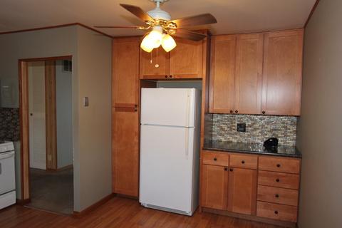 445 Aberdeen St, Hoffman Estates, IL 60169 photo 3