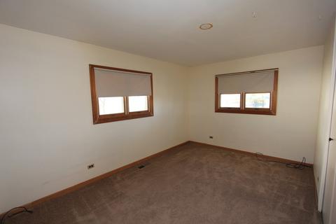 445 Aberdeen St, Hoffman Estates, IL 60169 photo 12