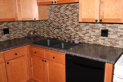 445 Aberdeen St, Hoffman Estates, IL 60169 photo 4