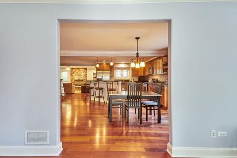 715 Byron Ct, Deerfield, IL 60015 photo 3