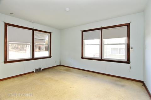 230 Thomas St, Cary, IL 60013 photo 7