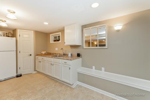 1401 E Forest Ave, Wheaton, IL 60187 photo 21