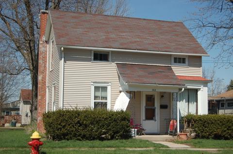 202 E Main St, Mount Morris, IL 61054 photo 4