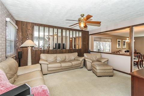 111 S Elroy Ave, Bartlett, IL 60103 photo 11