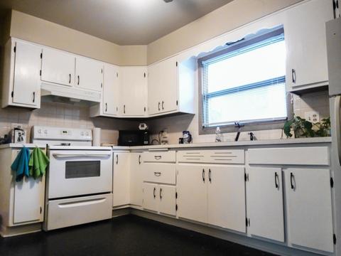126 E Main St, Dwight, IL 60420 photo 16