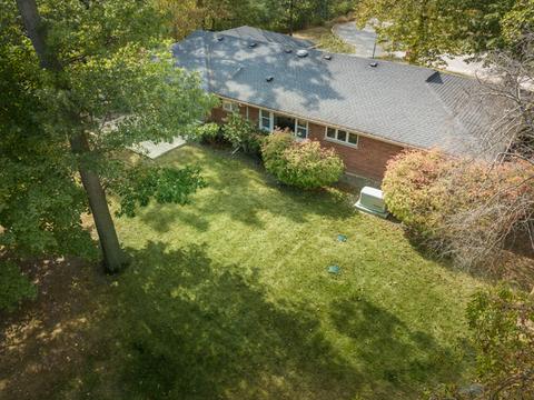 1053 Crabtree Ln, Des Plaines, IL 60016 photo 4