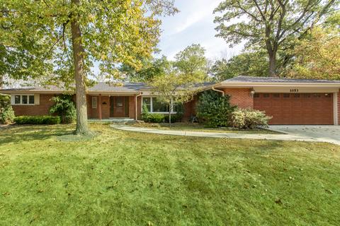 1053 Crabtree Ln, Des Plaines, IL 60016 photo 1