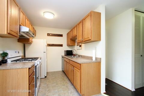 12 Timber Ter, Cary, IL 60013 photo 4
