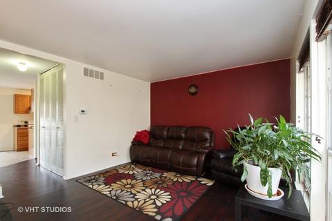 12 Timber Ter, Cary, IL 60013 photo 3