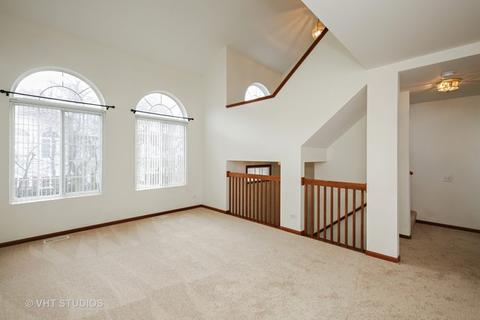 2372 Dawson Ln, Algonquin, IL 60102 photo 2