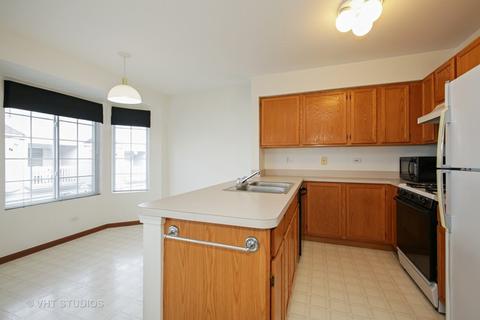 2372 Dawson Ln, Algonquin, IL 60102 photo 3