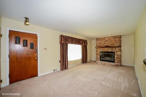 620 N Hillside Ave, Hillside, IL 60162 photo 2