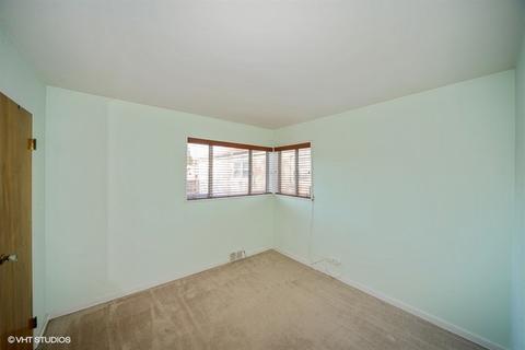 620 N Hillside Ave, Hillside, IL 60162 photo 7
