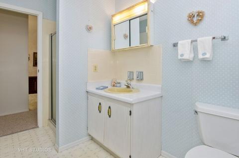 804 Melrose Ct, Mchenry, IL 60050 photo 9