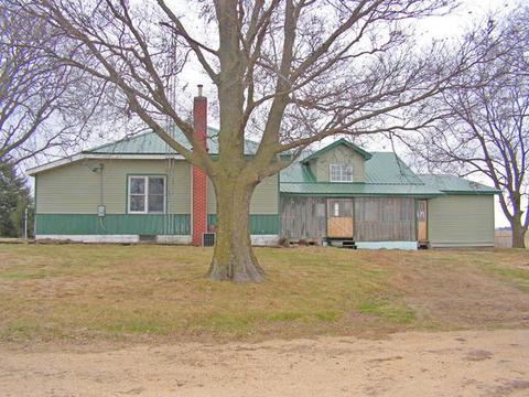 289 Van Petten Rd, Harmon, IL 61042 photo 3