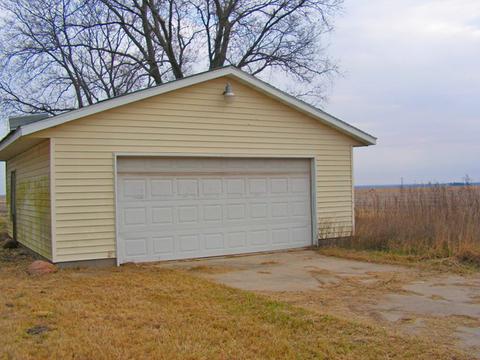 289 Van Petten Rd, Harmon, IL 61042 photo 9