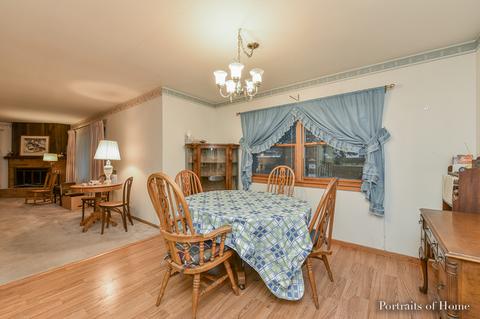 680 Laurel Dr, Aurora, IL 60506 photo 5