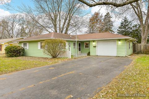 680 Laurel Dr, Aurora, IL 60506 photo 1
