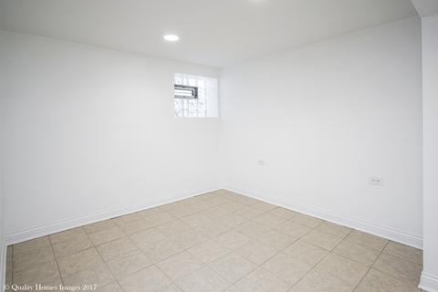 1525 E 85th St, Chicago, IL 60619 photo 22