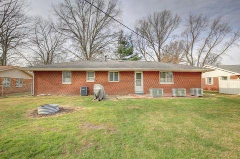 205 S John St, Thomasboro, IL 61878 photo 23