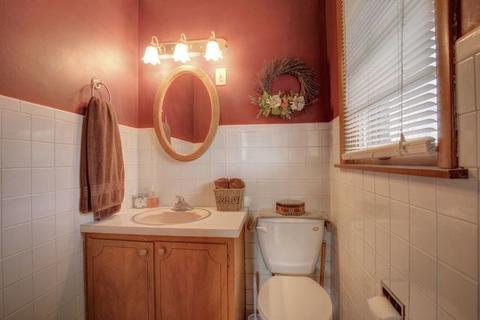 205 S John St, Thomasboro, IL 61878 photo 15
