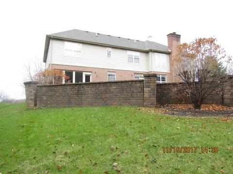 699 Union Ave, Bartlett, IL 60103 photo 2