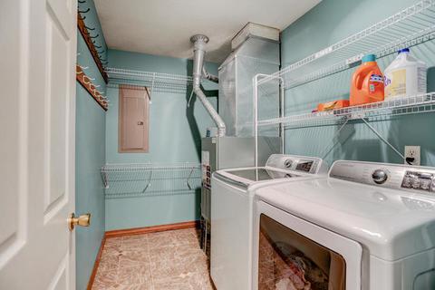 103 W Kyle St, Ogden, IL 61859 photo 7
