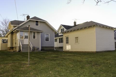 936 E Thacker St, Des Plaines, IL 60016 photo 4