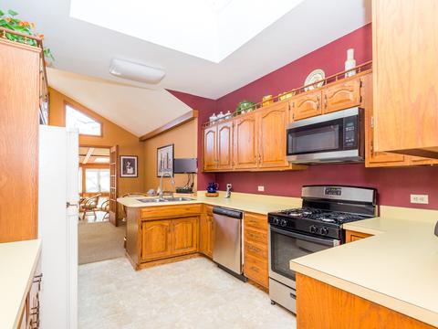 5735 W Hawthorne Ave, Berkeley, IL 60163 photo 9