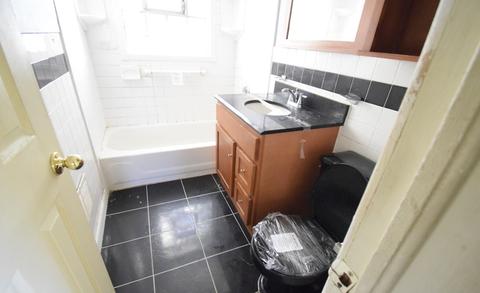 2209 E 97th St, Chicago, IL 60617 photo 8