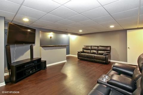 208 E Westview Ct, Addison, IL 60101 photo 16