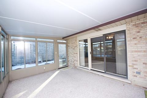 15505 Pine Rd, Oak Forest, IL 60452 photo 23