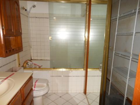 726 S Wolf Rd, Des Plaines, IL 60016 photo 15