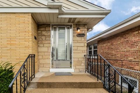 7038 W Devon Ave, Chicago, IL 60631 photo 2