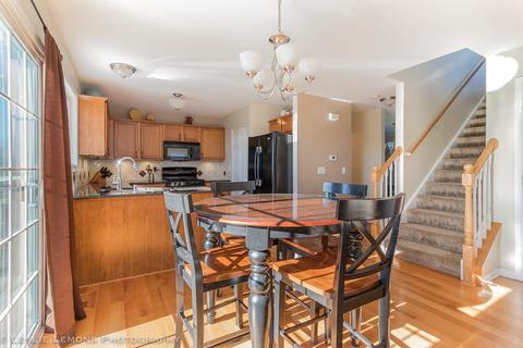 32 E Meadow Dr, Cortland, IL 60112 photo 9