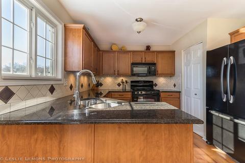 32 E Meadow Dr, Cortland, IL 60112 photo 4