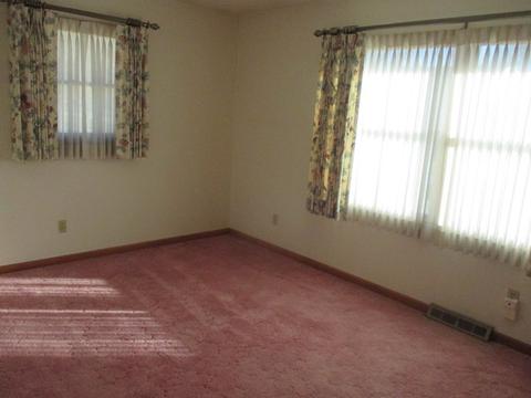 2327 15th St, Peru, IL 61354 photo 6