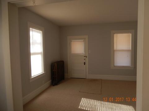 554 Bangs St, Aurora, IL 60505 photo 9