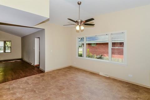 1011 E Irving Park Rd, Itasca, IL 60143 photo 6