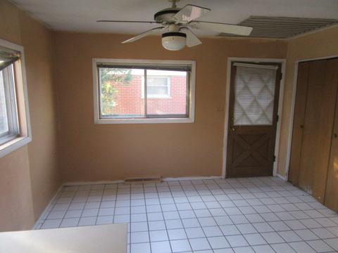 353 King Ln, Des Plaines, IL 60016 photo 16