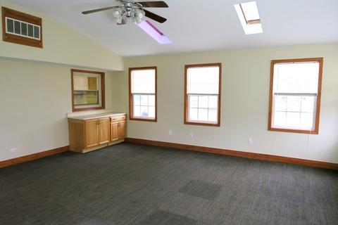 45 Circle Dr E, Montgomery, IL 60538 photo 5