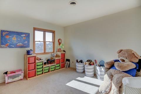 1515 Devonshire Dr, Champaign, IL 61821 photo 17