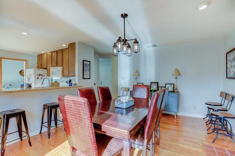1515 Devonshire Dr, Champaign, IL 61821 photo 14