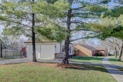 1515 Devonshire Dr, Champaign, IL 61821 photo 4