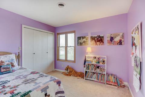 1515 Devonshire Dr, Champaign, IL 61821 photo 24