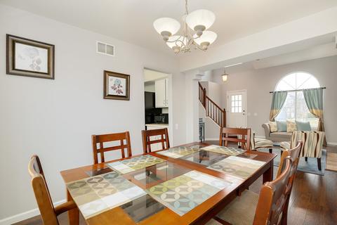 404 Smoketree Ln, Bartlett, IL 60103 photo 7