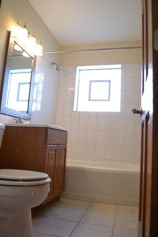 1211 Sunnyside Dr, Berkeley, IL 60163 photo 16