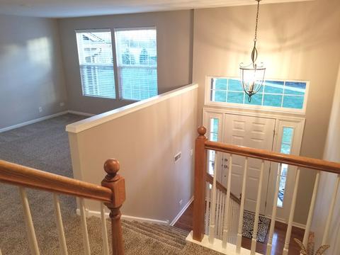 222 Devoe Dr, Oswego, IL 60543 photo 2
