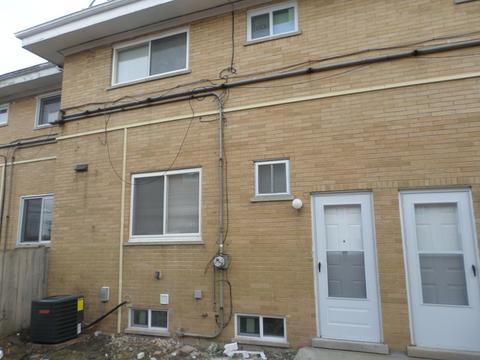 8658 Gregory Ln #D, Des Plaines, IL 60016 photo 24